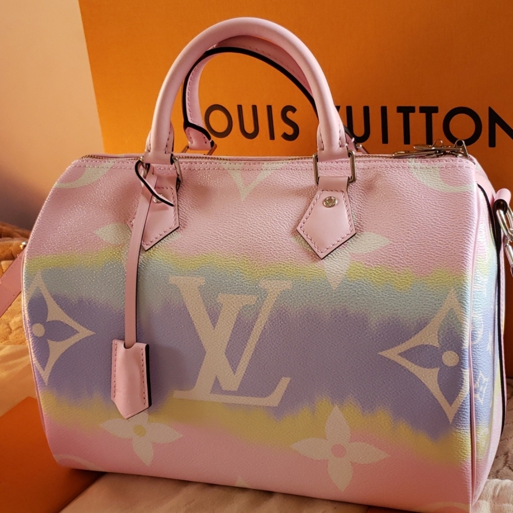 Louis Vuitton Escale Speedy 30 Giant Flower Monogram Pastel Pink Bag - Picture 2 of 12